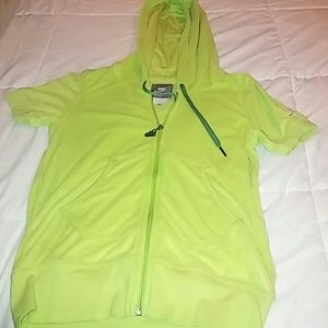 Nike. Green ladies short sleeve jacket size S